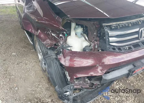 2014 Honda Pilot Ex-L z USA, uszkodzony, nr VIN 5FNYF4H5XEB055640